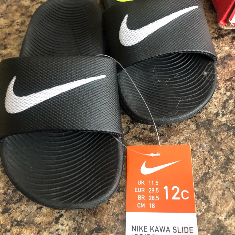 Nike unisex kids slip ons